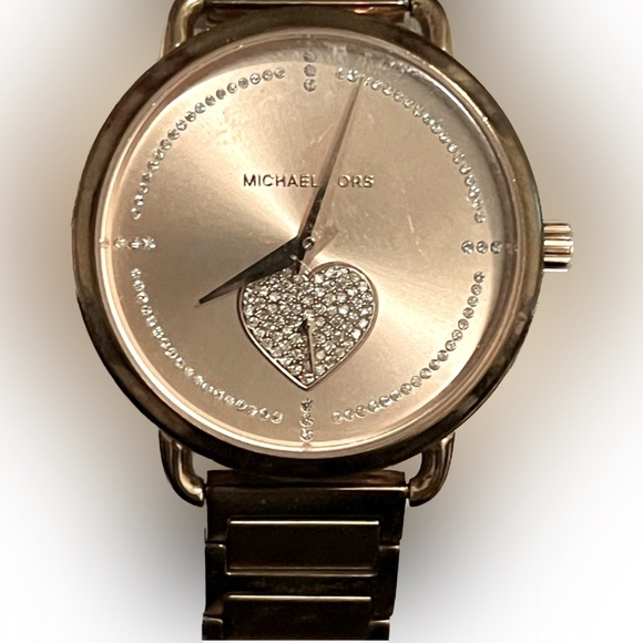 Michael Kors Rose Gold Watch - Picture 2 of 2